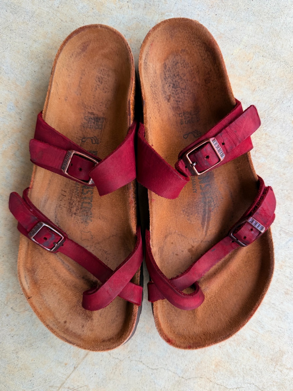 Birkenstock 38 100% Leather Mayari Red